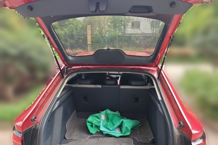 Used Baojun RC-5 2020 1.5T CVT Smart Shine Prestige Edition Trunk