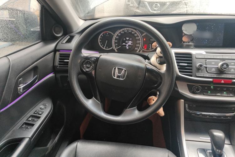 Used Honda Accord 2015 2.0L LX Comfort Edition