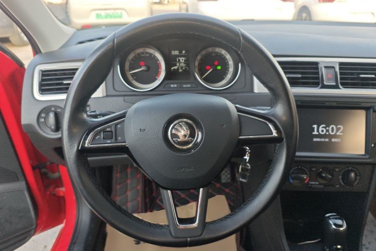 Used Skoda Rapid Spaceback 2018 1.6L Automatic Comfort Edition