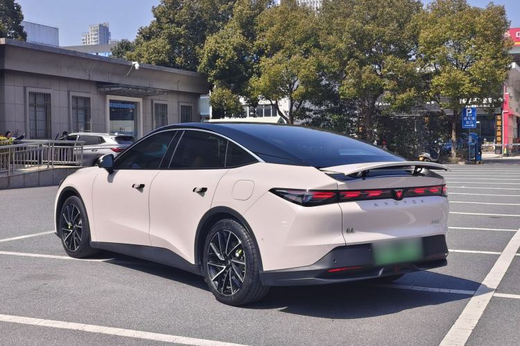 Used ARCFOX Alpha S5 2024 708MAX 200kW