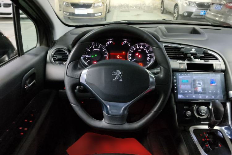 Used Peugeot 3008 2013 2.0L Automatic Trend Edition Steering Wheel