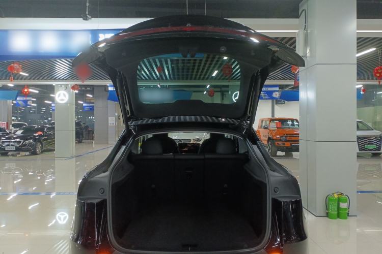 Used Tesla Model Y 2025 Rear-Wheel-Drive Version