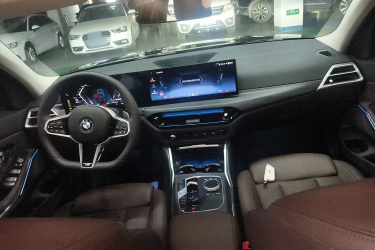 Used BMW 3 Series 2025 325Li M Sport Package Center Console