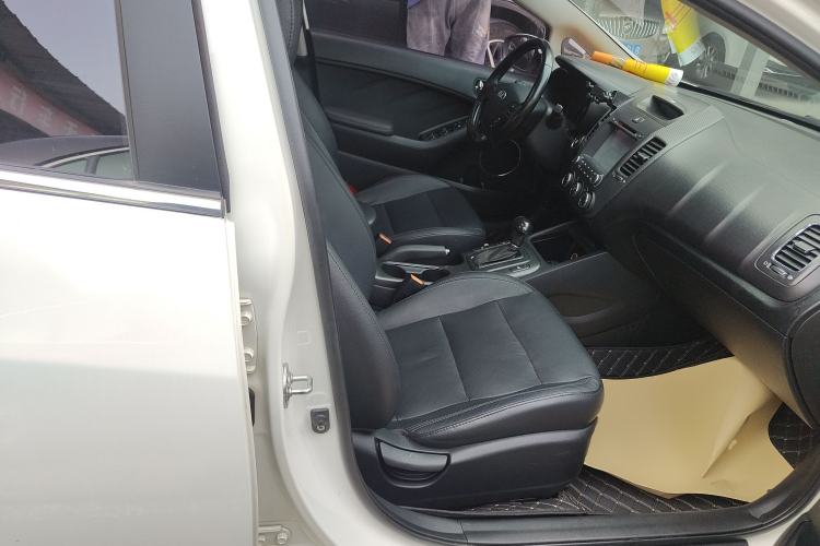 Used Kia K3 2015 1.6L Automatic GLS
