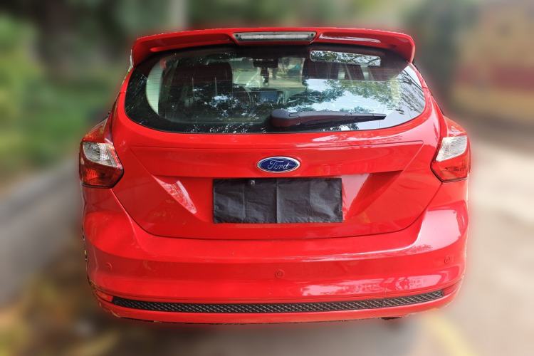 Used Ford Focus 2012 Hatchback 2.0L Automatic Luxury Sport Model Rear