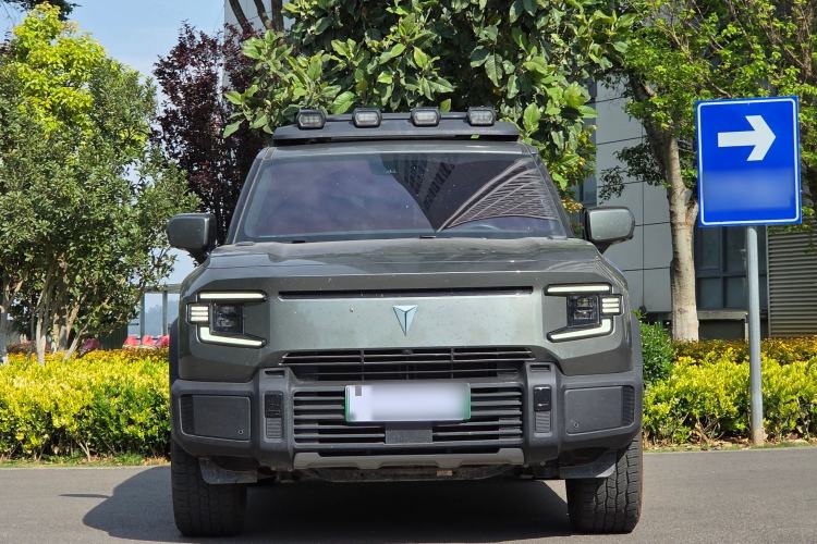 Used Deepal G318 2024 Four-Wheel-Drive Air Suspension Model