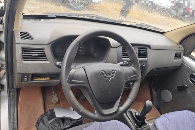 Used Wuling Rongguang S 2021 1.2L Base Model Window-Sealed 2-Seat LSI Car
