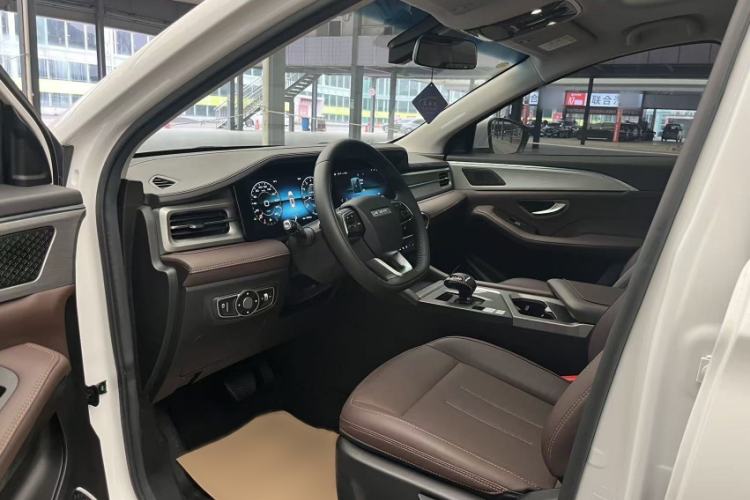 Used JETOUR X90 PLUS 2023 1.6TD DCT Flat-Platform + 5 Seats
