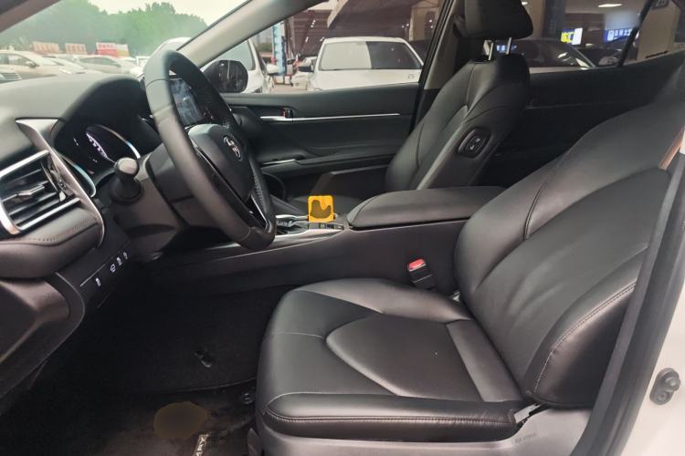 Used Toyota Camry 2022 2.0GVP Premier Edition