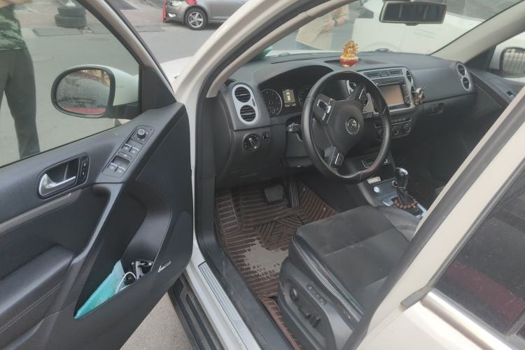 Used Volkswagen Tiguan 2013 2.0 TSI Automatic All-Wheel-Drive Flagship Edition