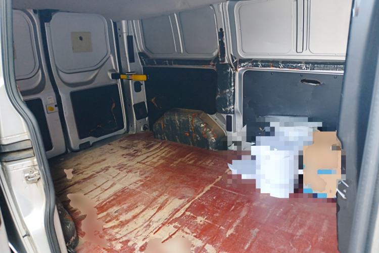 Used Ford Transit 2017 2.0T Diesel Van Short Wheelbase Low Roof China V Standard