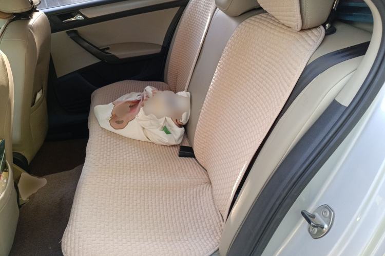 Used Volkswagen Santana 2013 1.6L Automatic Comfort Edition