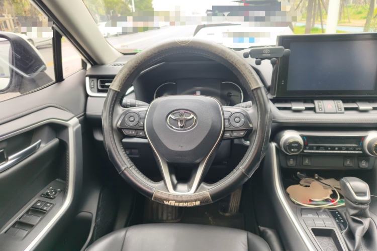 Used Toyota RAV4 2021 2.0L CVT Two-Wheel Drive Fashion PLUS Edition
