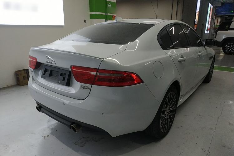 Used Jaguar XE 2018 2.0T 300 PS All-Wheel-Drive R-Sport Sport Edition
