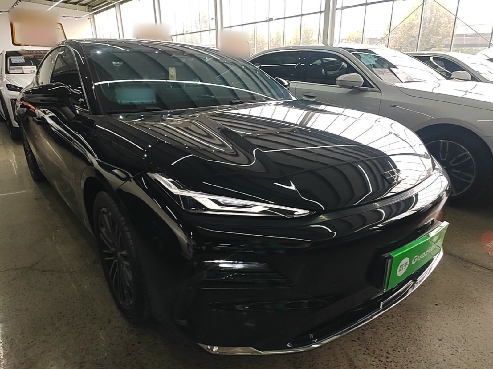 Geely Galaxy 8 2025 60km EM-i Luxury Edition - Luxury Enjoyment — снимка 3