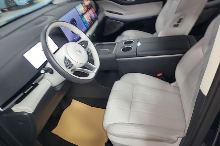 Used VOYAH Dream 2025 PHEV Four-Wheel-Drive Flagship Kunpeng Edition