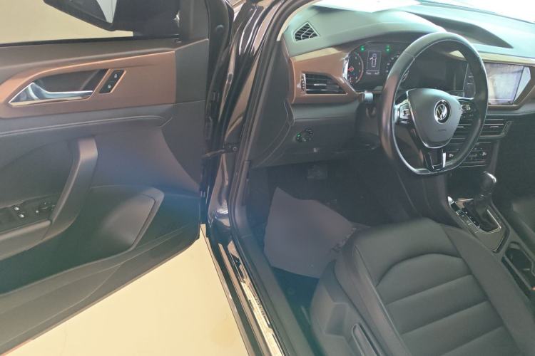 Used Volkswagen Tharu 2021 280TSI Two-Wheel Drive Comfort Edition