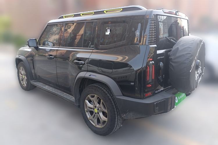 Used JETOUR Traveler 2023 2.0T All-Wheel-Drive CrossPRO
