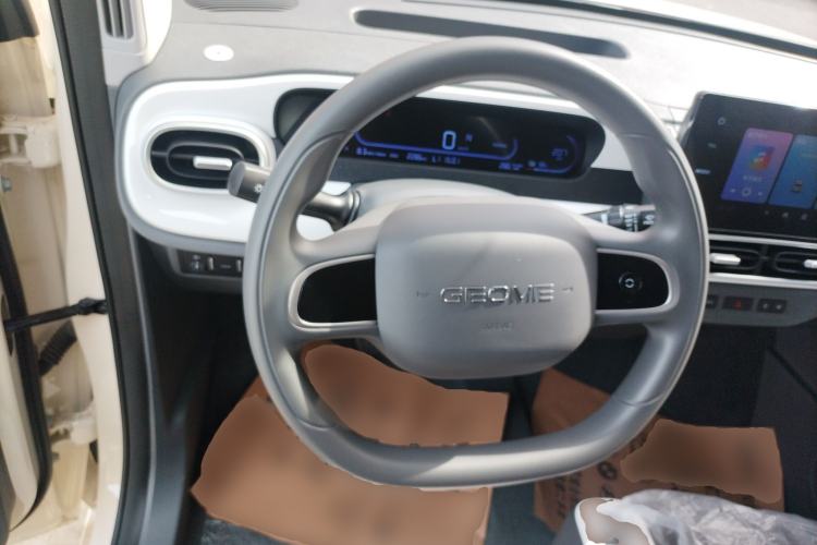 Used Geely Galaxy Panda 2025 210 km – Yuanqi Bear
