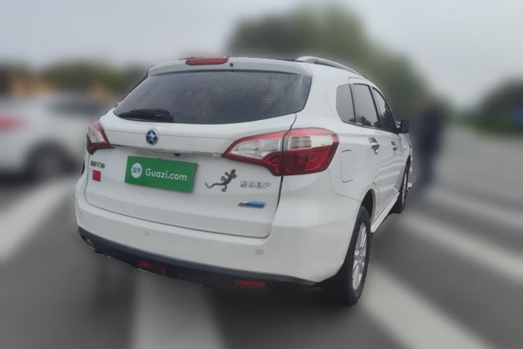 Used Venucia T70 2015 2.0L CVT Smart Choice Edition Rear Right 45 Deg