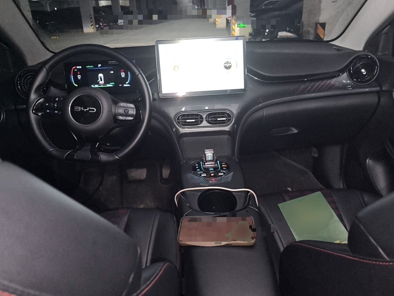 BYD e2 2024 Honor Edition Luxury Model — снимка 9