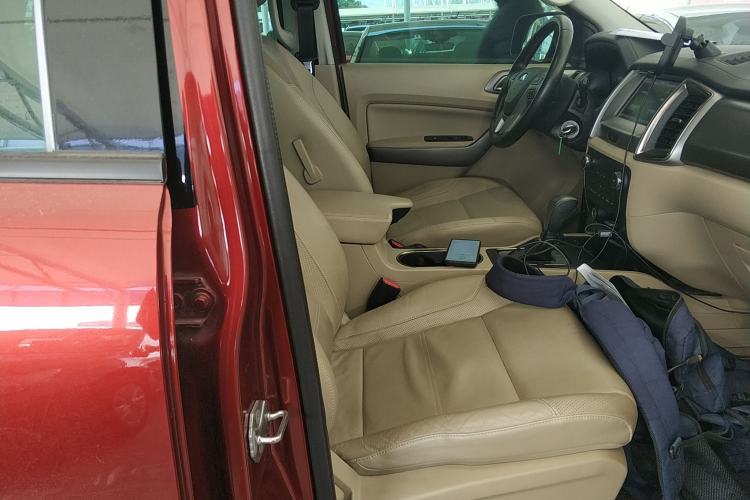 Used Ford Everest 2016 2.0T Gasoline Automatic 4x4 Luxury Edition