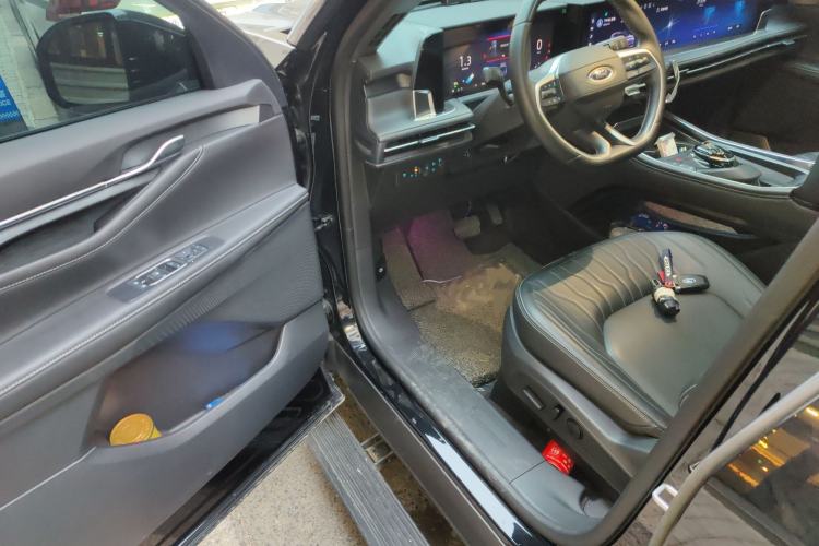 Used Ford Edge 2025 Escape L 2.0T EcoBoost Two-Wheel Drive 7-Seater Luxury Model
