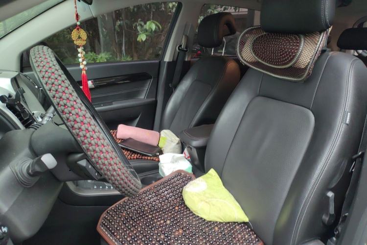 Used Chevrolet Captiva 2017 2.4L 4x4 Flagship Edition 7-Seater Left Front Seat