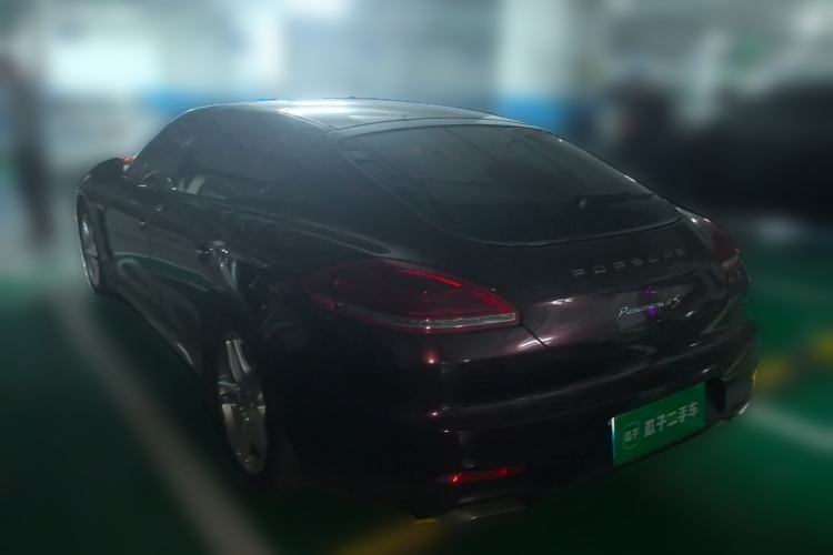 Used Porsche Panamera 2014 Panamera 4 3.0T Rear Left 45 Deg