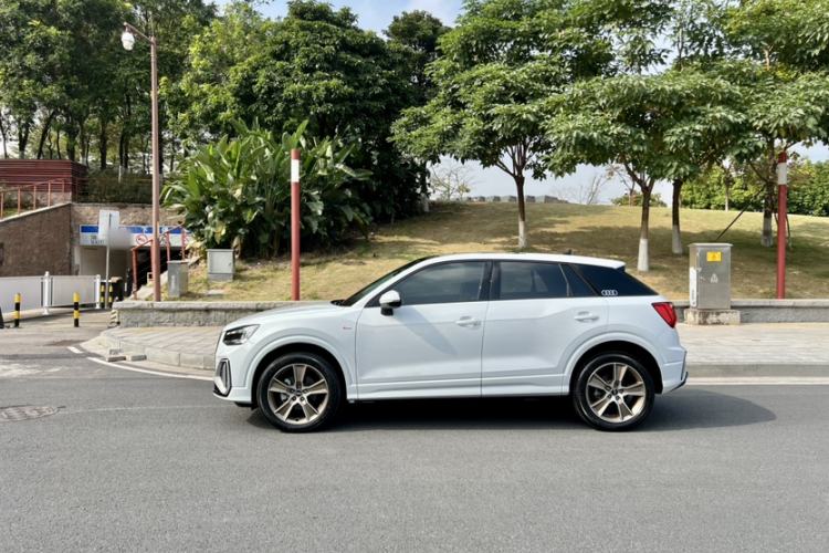 Used Audi Q2L 2022 35 TFSI Fashion Dynamic Model
