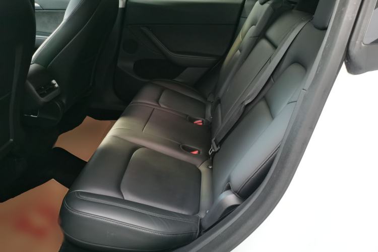 Used Tesla Model Y 2021 Long-Range All-Wheel-Drive Version 3D7