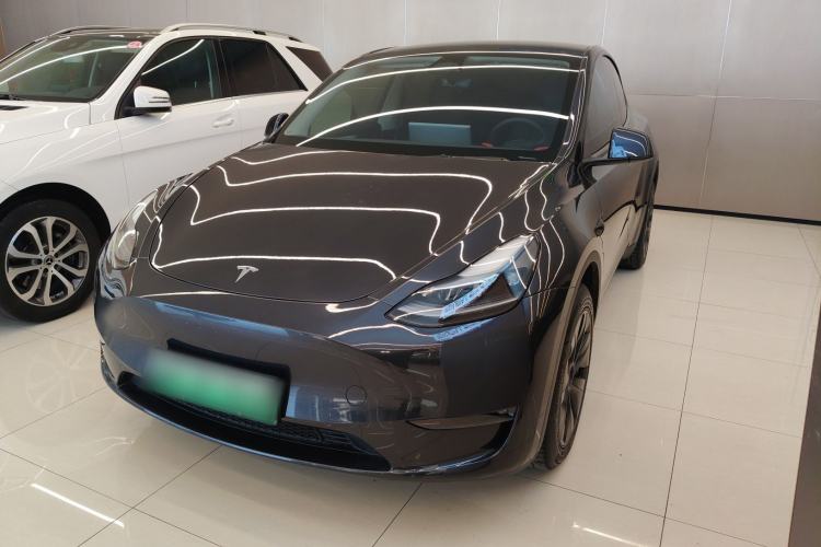Used Tesla Model Y 2024 Long-Range All-Wheel-Drive Version