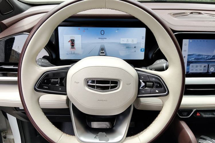 Used Geely Auto Monjaro L 2021 2.0TD DCT EVO Two-Wheel Drive Prestige Version Steering Wheel