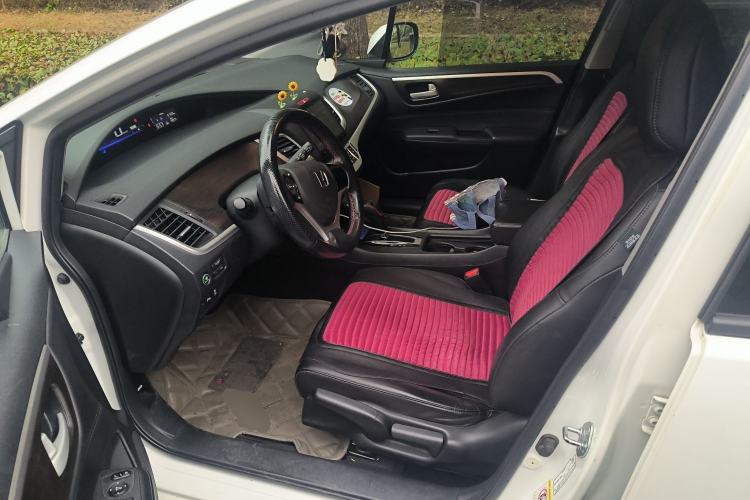 Used Honda Jade 2014 1.8L Automatic Comfort Elite Version 5 Seats
