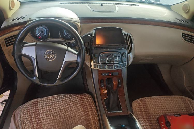 Used Buick LaCrosse 2012 2.4L SIDI Elegant Edition