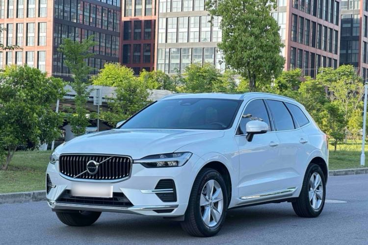 Used Volvo XC60 2022 B5 4x4 Zhiyi Luxury Edition