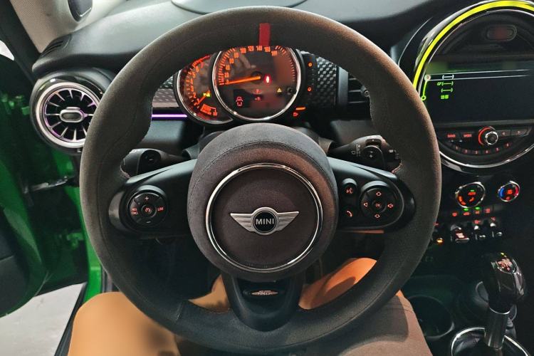 Used MINI 2016 2.0T COOPER S Pioneer Edition Steering Wheel