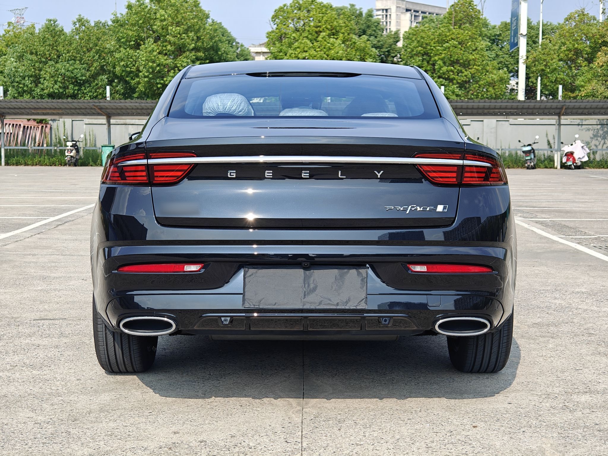 Geely Auto Preface 2025 Dongfang Yao 1.5TD Fuyao Edition — снимка 13