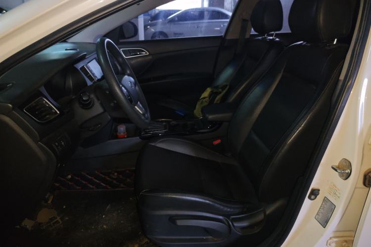 Used Hyundai Mistra 2016 1.8L Automatic Smart GLS Left Front Seat