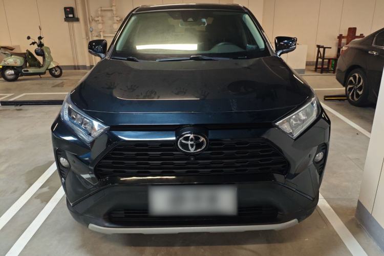 Used Toyota RAV4 2022 2.0L CVT Two-Wheel Drive Fashion Edition
