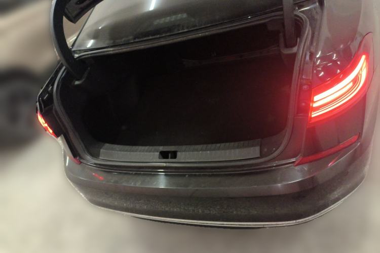 Used Volkswagen Passat 2022 280TSI Business Edition Trunk