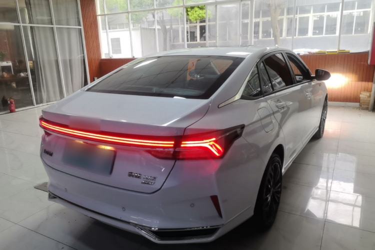 Used Dongfeng Aeolus Yixuan MAX 2023 1.5T Super-Powered Dad Edition