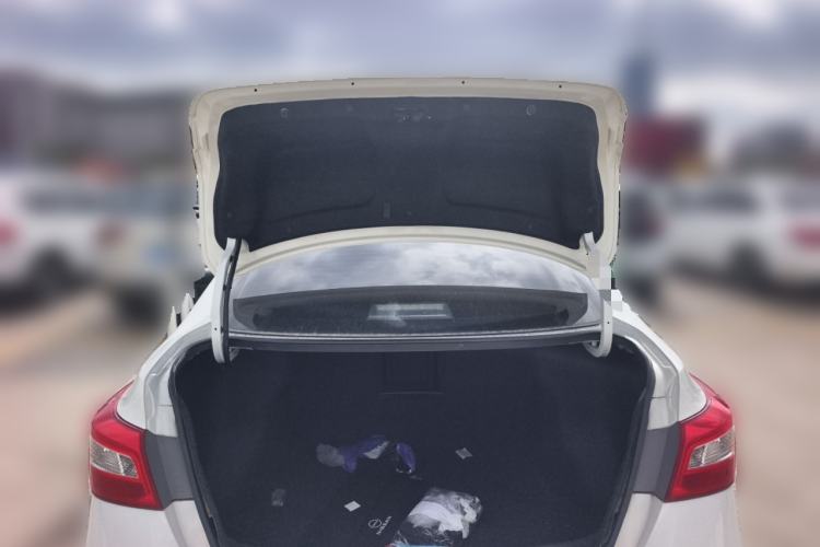 Used Nissan Sylphy 2019 1.6XV CVT Smart Connect Luxury Edition China VI Standard
