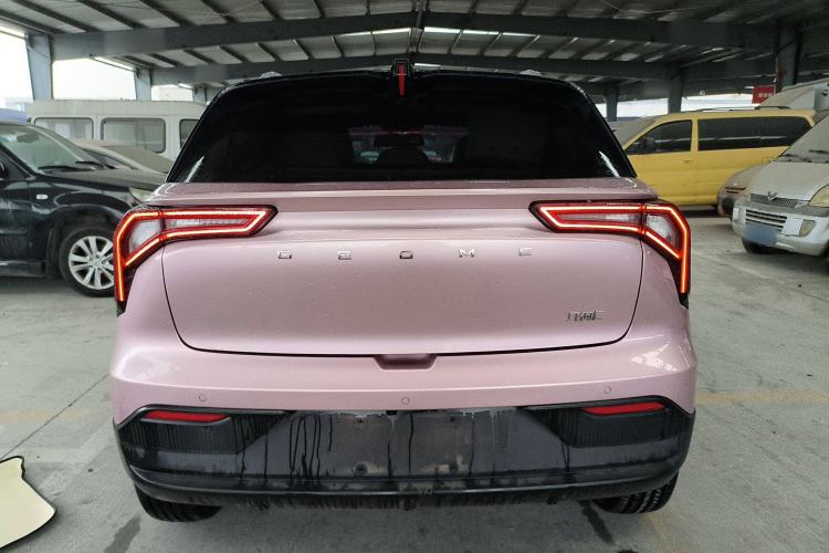 Used Geometry E Firefly 2023 401 km Super-Liked Special Edition 5 Seats
