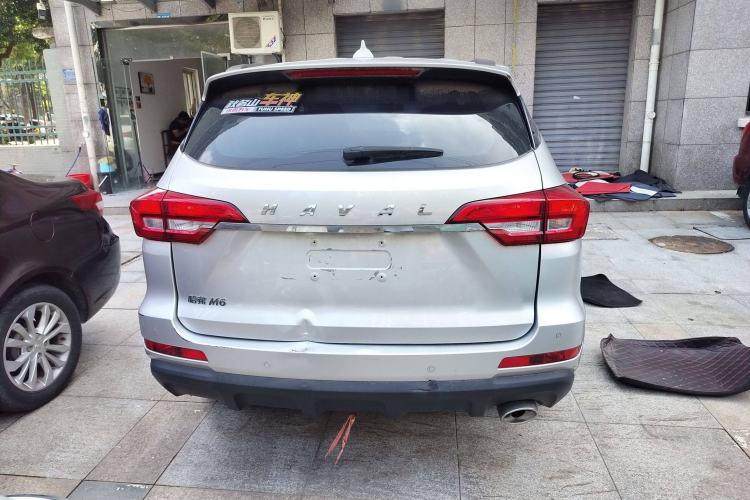Used Haval M6 2019 1.5T Manual Two-Wheel Drive Urban Version China VI Standard
