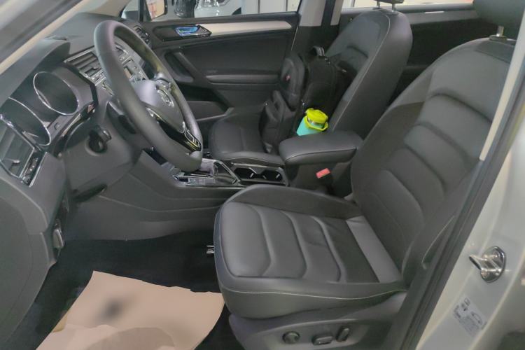 Used Volkswagen Tiguan L 2017 330TSI Automatic Two-Wheel Drive Comfort Edition