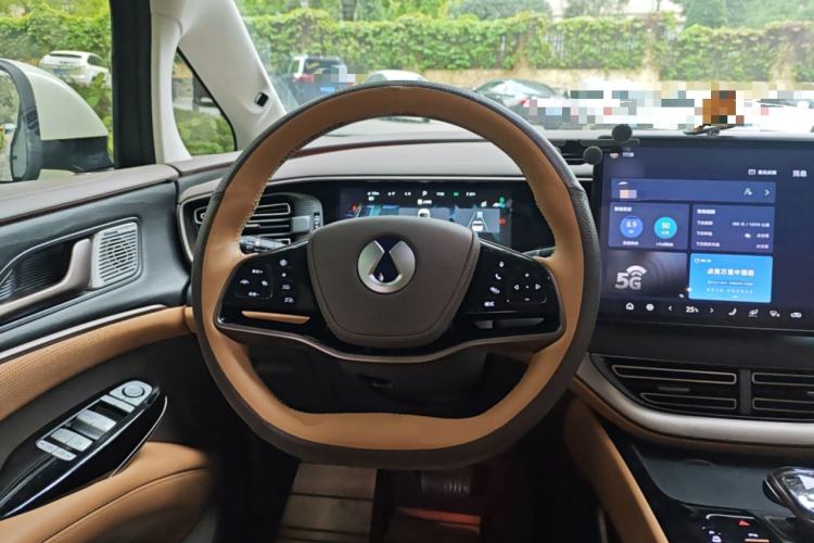 Used Denza D9 2022 EV 600 Four-Wheel Drive Flagship Model