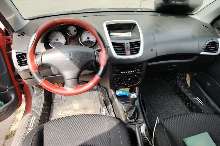 Used Peugeot 207 2011 Hatchback 1.4L Manual Yule Edition Center Console