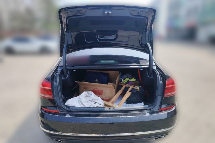 Used Volkswagen Passat 2017 330TSI DSG Luxury Edition Trunk