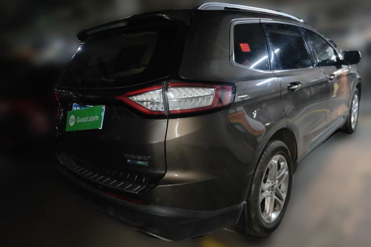 Used Ford Edge 2016 EcoBoost 245 Two-Wheel-Drive Titanium 7-Seater
